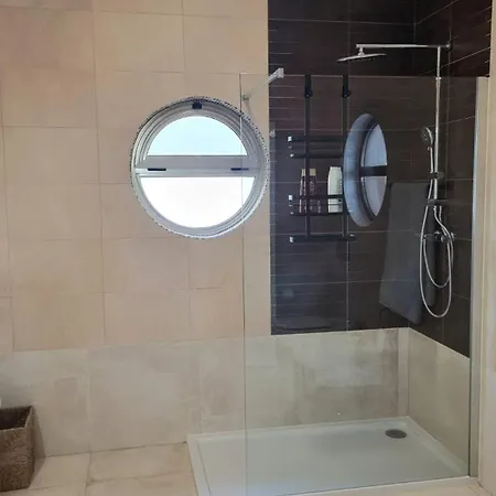 Villa Algarve Stunning With Pool By Homing Santa Bárbara de Nexe