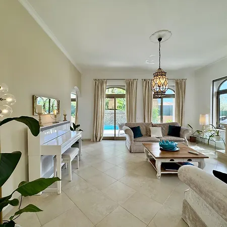 Algarve Stunning With Pool By Homing