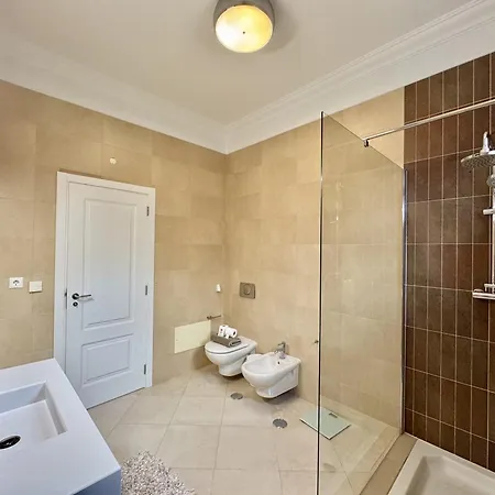 빌라 Algarve Stunning With Pool By Homing