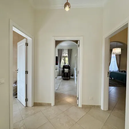 Algarve Stunning With Pool By Homing * Santa Bárbara de Nexe