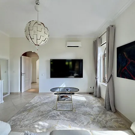 Algarve Stunning With Pool By Homing 빌라 *