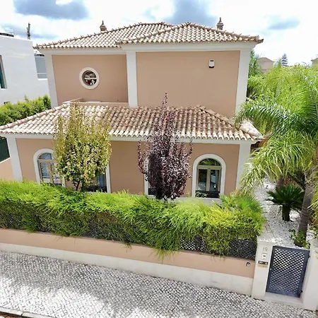 Algarve Stunning With Pool By Homing 빌라 Santa Bárbara de Nexe